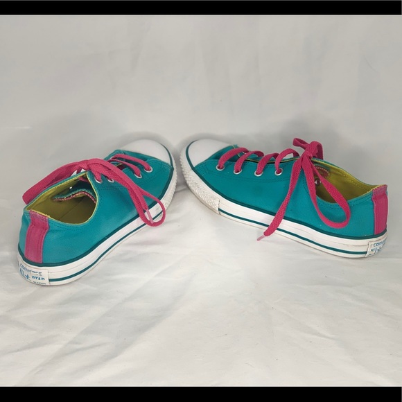 Chuck Taylor All-Star Low - Teal & Pink w/double Tounge - Youth size 4 - Picture 6 of 7